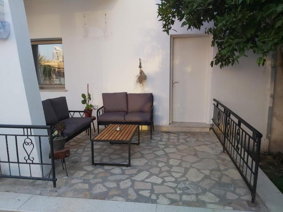 Compact Home Nicosia Esterno foto