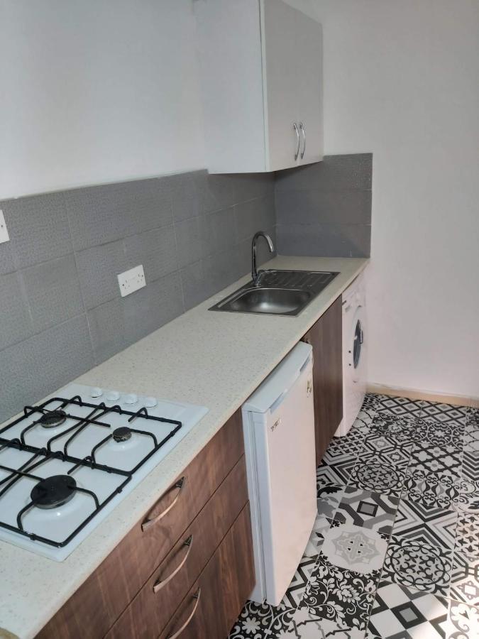 Compact Home Nicosia Esterno foto