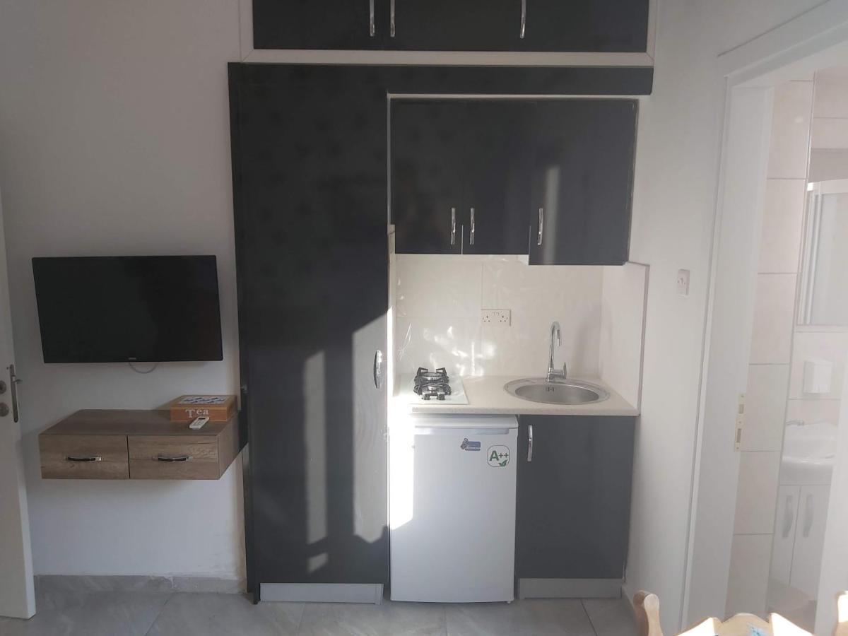 Compact Home Nicosia Esterno foto